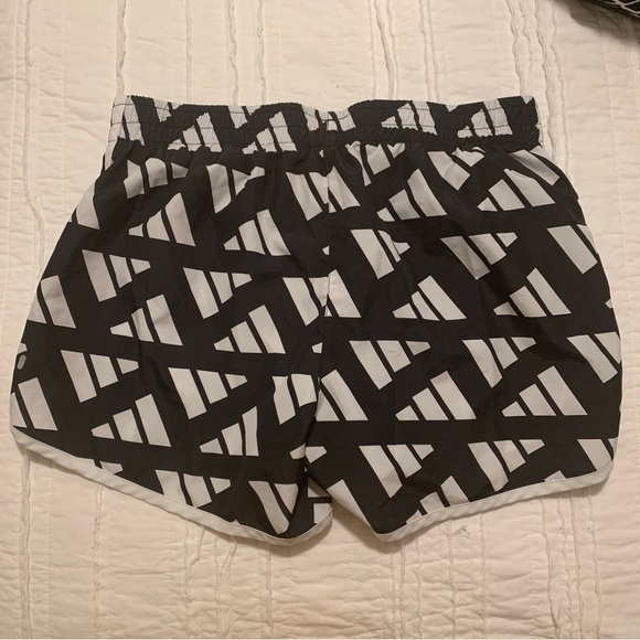 Adidas logo aeroready running shorts - Picture 4 of 4